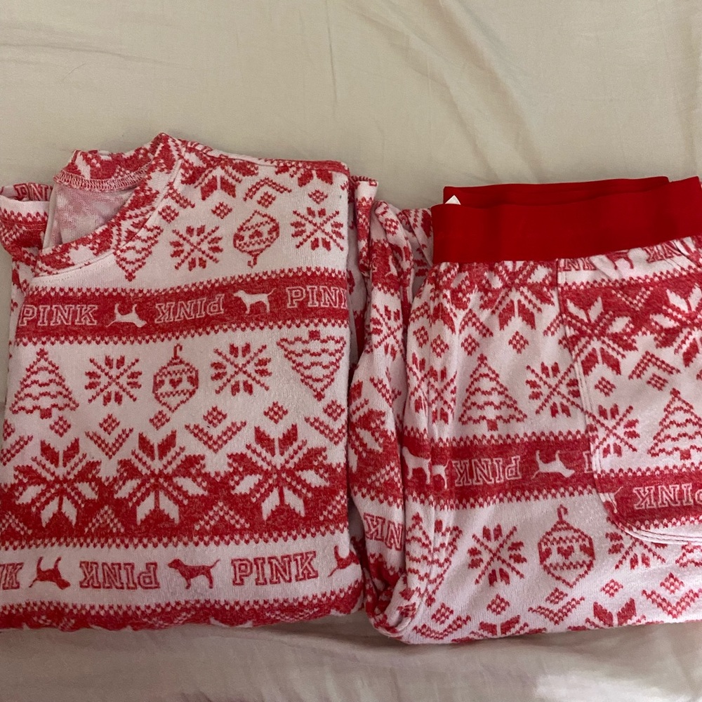 Vs Pink Pajama Set!